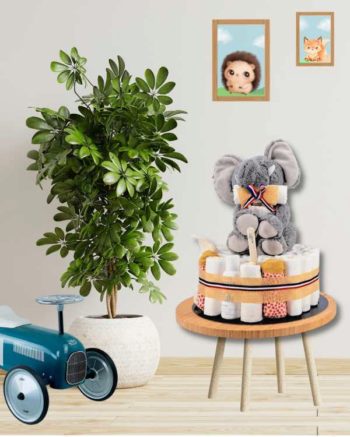 Gâteau de couches dans la chambre de bébé - Léon l'éléphant Art Baby